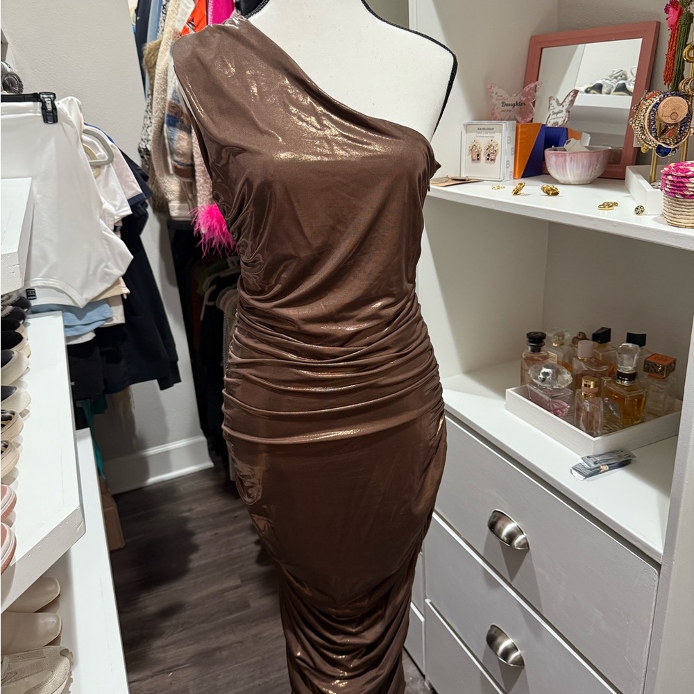 FashionNova Elegant One-Shoulder Brown Dress